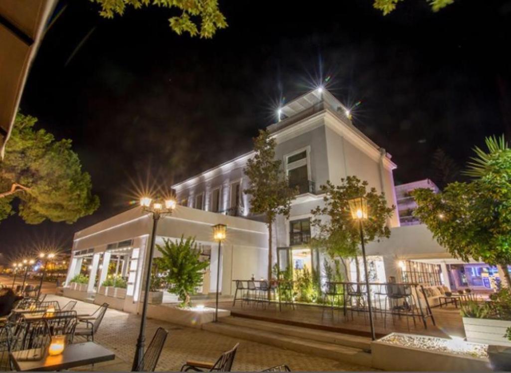 Panellinion Luxury Rooms Kalamata Esterno foto