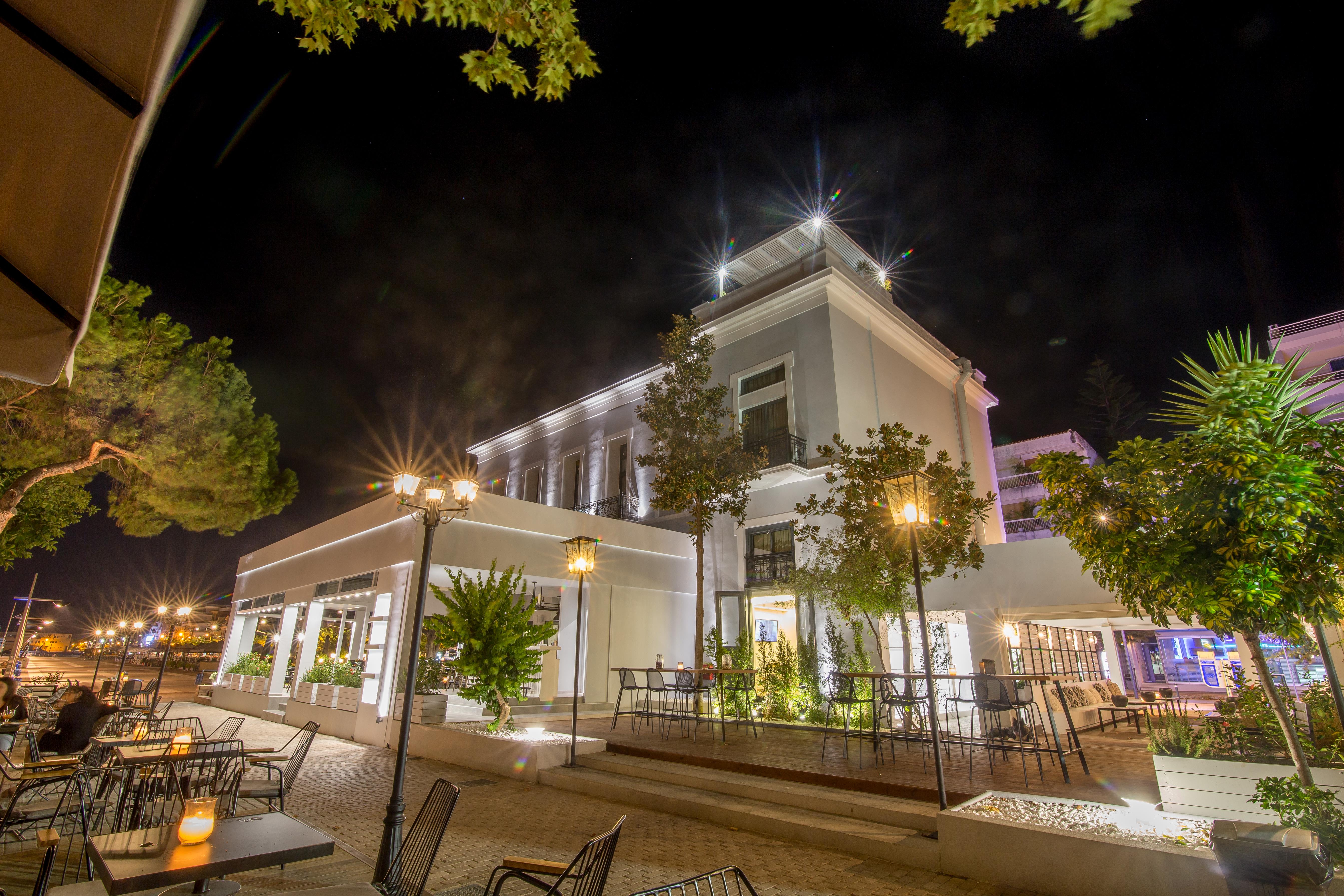 Panellinion Luxury Rooms Kalamata Esterno foto
