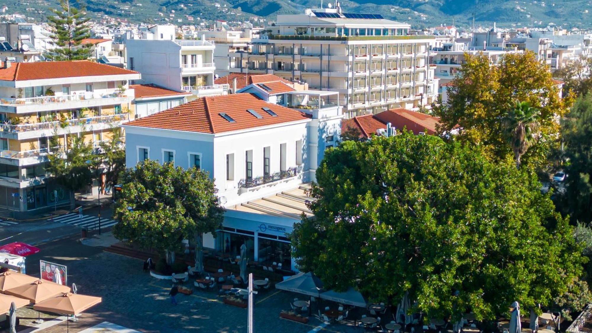 Panellinion Luxury Rooms Kalamata Esterno foto