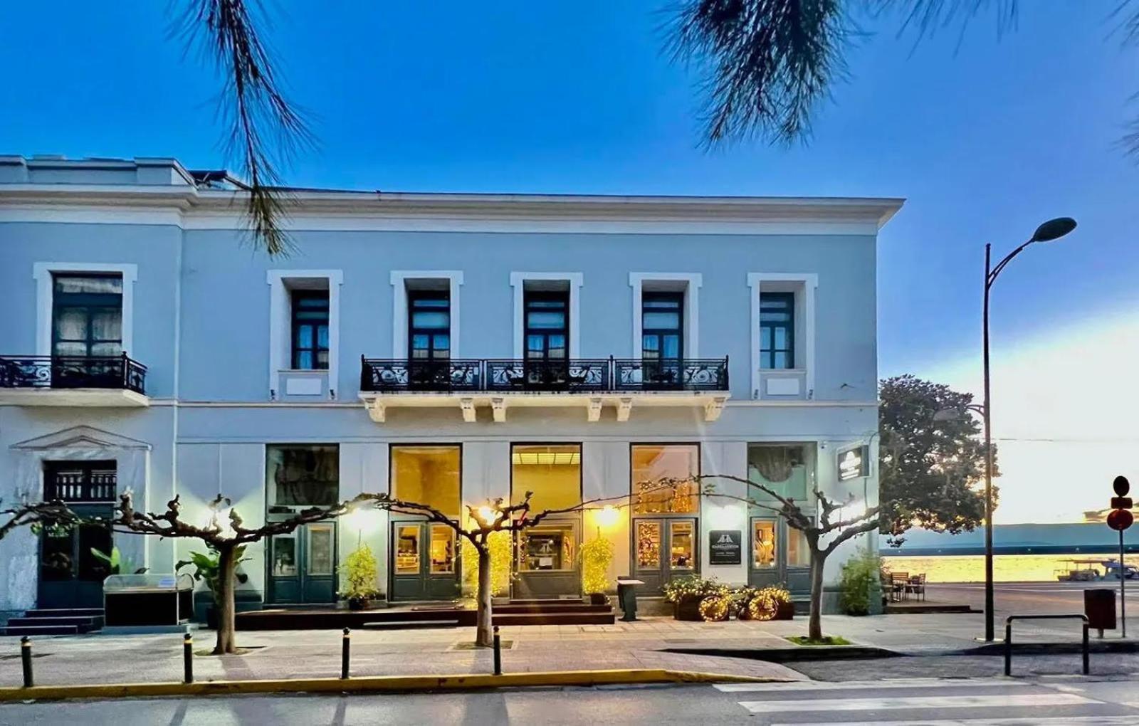 Panellinion Luxury Rooms Kalamata Esterno foto