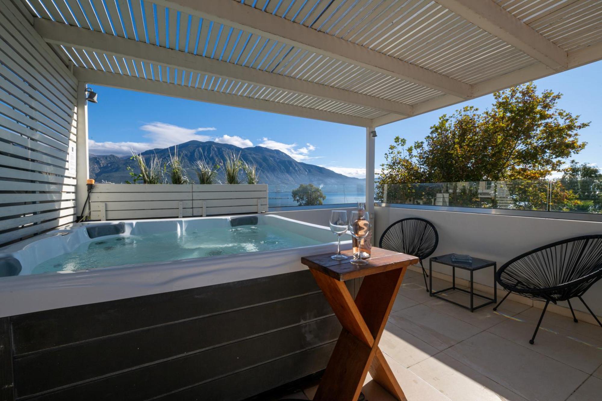 Panellinion Luxury Rooms Kalamata Esterno foto