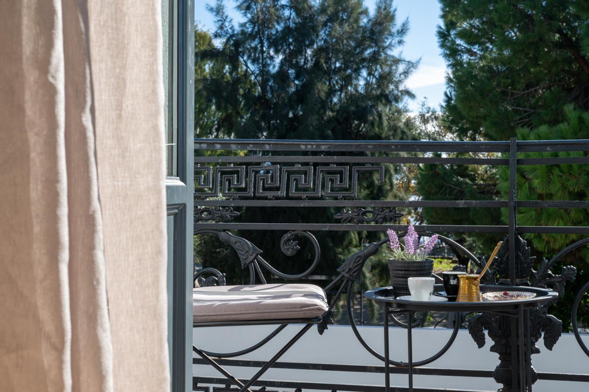 Panellinion Luxury Rooms Kalamata Esterno foto